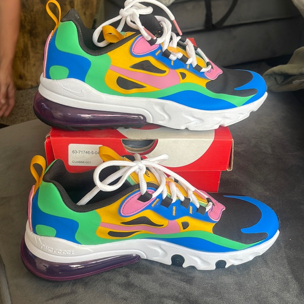 Nike Air Max 260 React